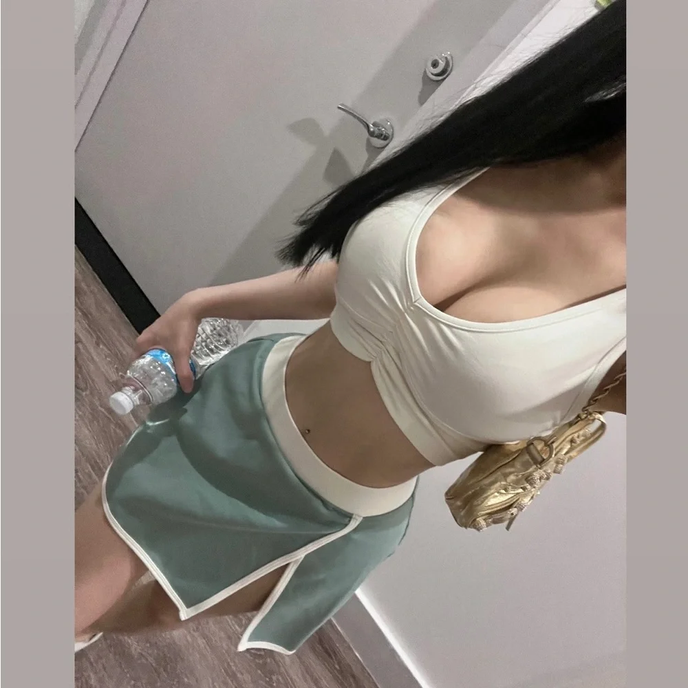 ALO Yoga Mini Skirt in Sage Green